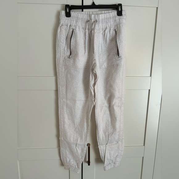 Athleta White Cabo Linen Cheetah Print Zip Pockets Joggers Pants Size 2 petite - Picture 3 of 7